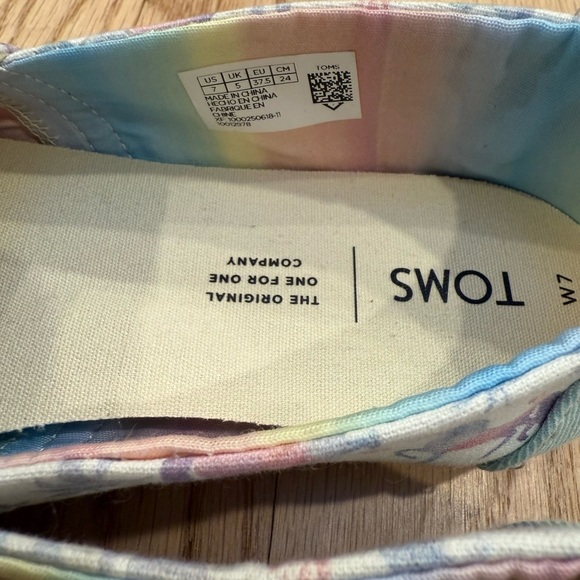 TOMS Unicorn Print Shoes - Picture 3 of 5